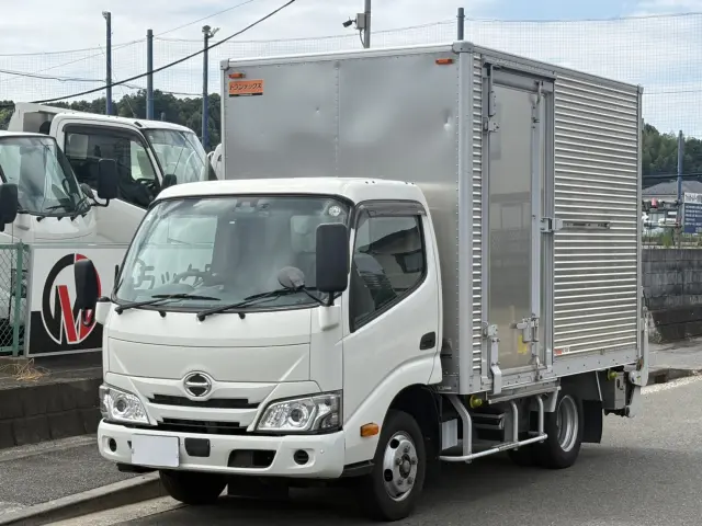 日野 デュトロ 2RG-XZC605M(2WD)の写真1