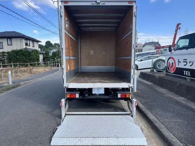 日野 デュトロ 2RG-XZC605M(2WD)の写真9