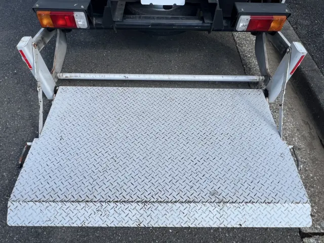 日野 デュトロ 2RG-XZC605M(2WD)の写真10