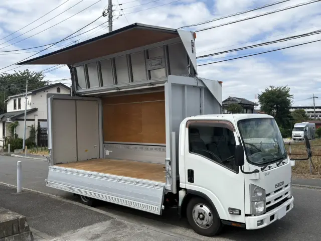 いすゞ エルフ TKG-NMR85AN(2WD)の写真15