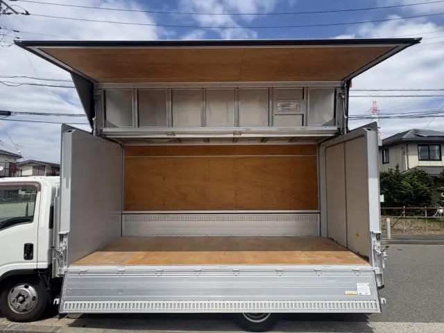 いすゞ エルフ TKG-NMR85AN(2WD)の写真18