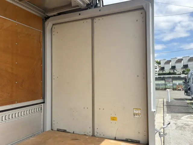 いすゞ エルフ TKG-NMR85AN(2WD)の写真19