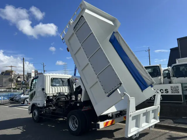三菱 ファイター 2KG-FK62FZ(2WD)の写真9
