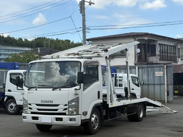 いすゞ エルフ SKG-NPR85YN(2WD)の写真1