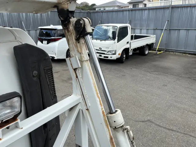 いすゞ エルフ SKG-NPR85YN(2WD)の写真16