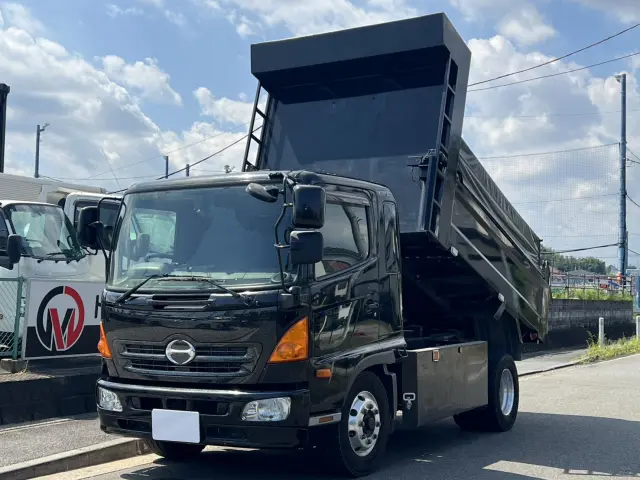 日野 レンジャー LKG-FE7JEAA(2WD)の写真1