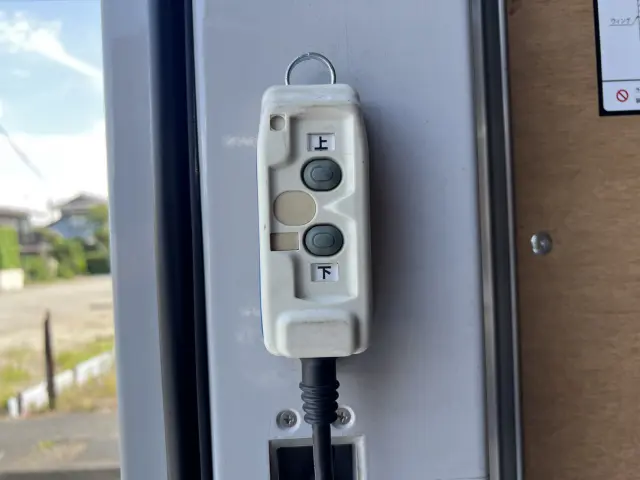三菱 キャンター 2RG-FEAV0(2WD)の写真24