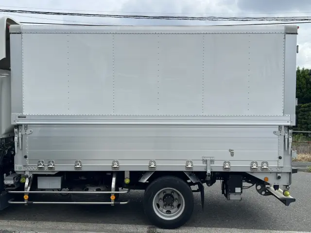 いすゞ エルフ 2RG-NPR88AN(2WD)の写真7