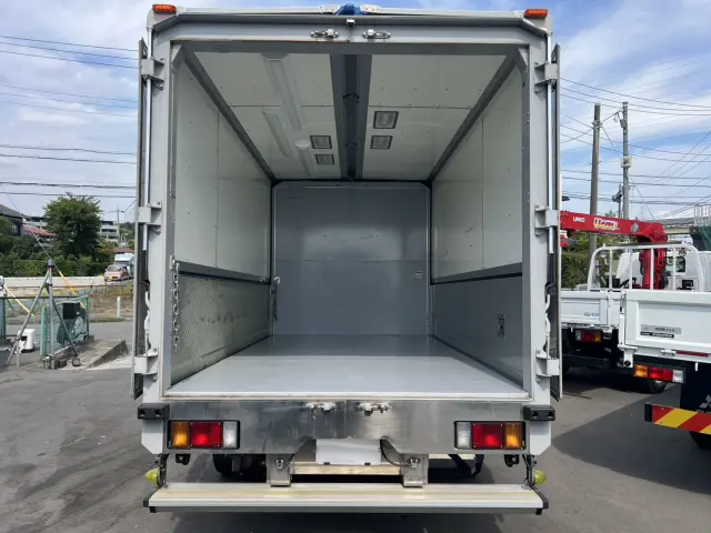 いすゞ エルフ 2RG-NPR88AN(2WD)の写真9