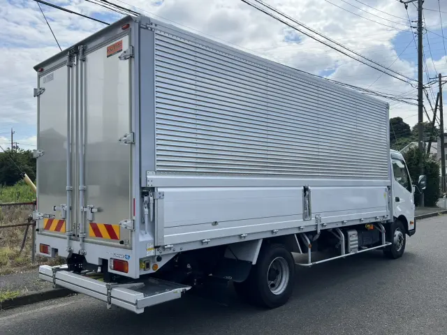 トヨタ ダイナ 2KG-XZU730(2WD)の写真4