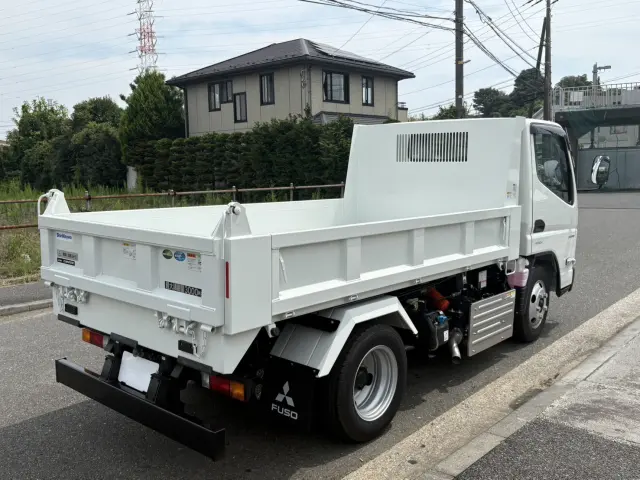 三菱 キャンター 2RG-FBA60(2WD)の写真3