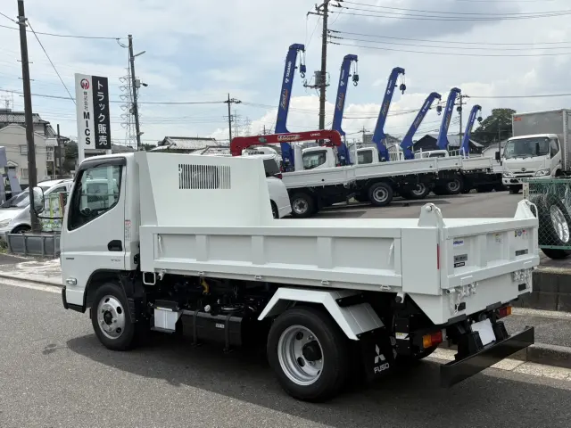三菱 キャンター 2RG-FBA60(2WD)の写真4