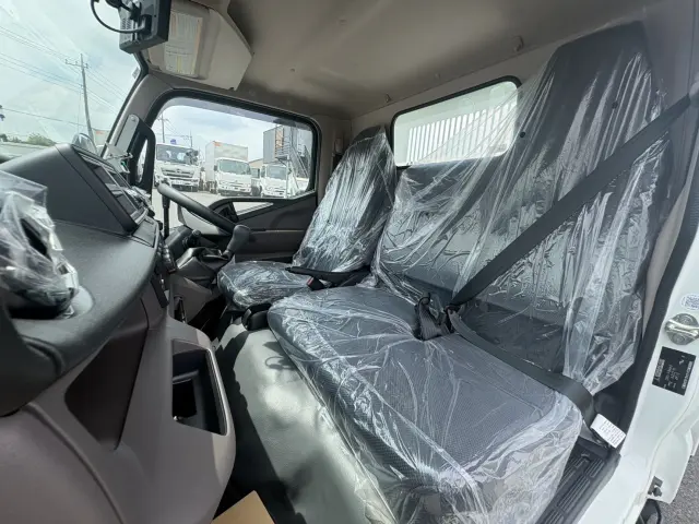三菱 キャンター 2RG-FBA60(2WD)の写真21