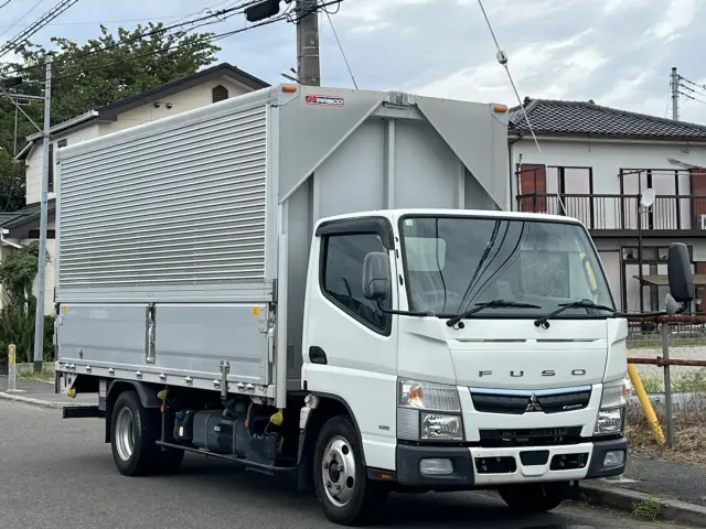 三菱 キャンター 2PG-FEAV0(2WD)の写真2