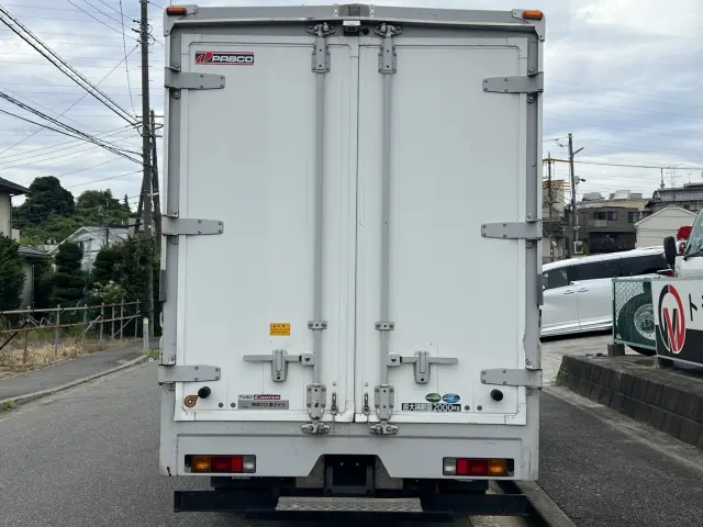 三菱 キャンター 2PG-FEAV0(2WD)の写真8
