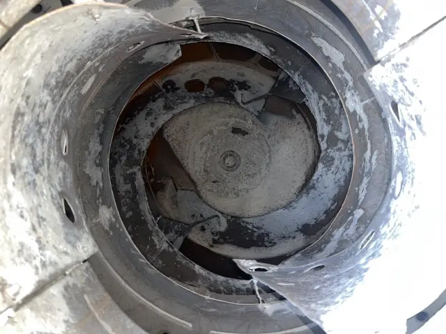 いすゞ ギガ QKG-CXZ77AT(6x4)の写真15