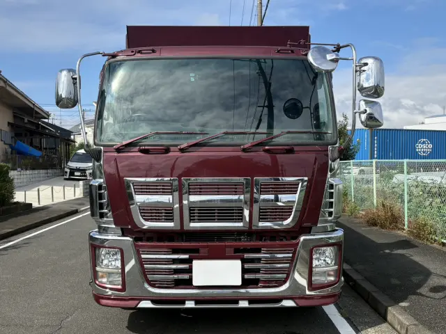 いすゞ ギガ QKG-CXZ77AT(6x2)の写真5