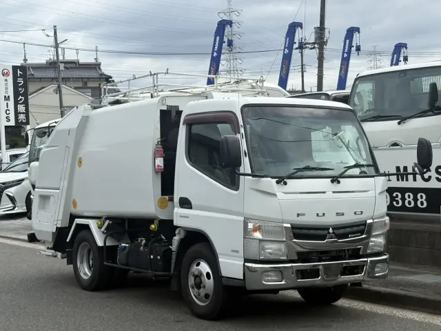 三菱 キャンター TKG-FEA50(2WD)の写真2