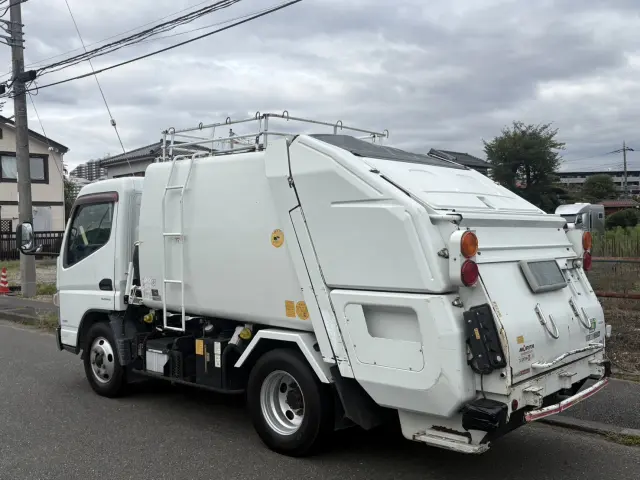 三菱 キャンター TKG-FEA50(2WD)の写真4