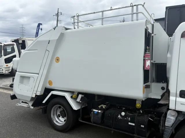 三菱 キャンター TKG-FEA50(2WD)の写真5