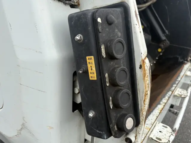 三菱 キャンター TKG-FEA50(2WD)の写真14
