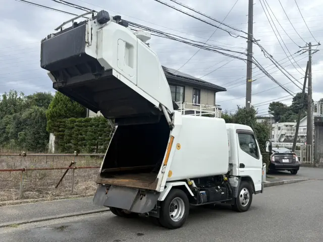 三菱 キャンター TKG-FEA50(2WD)の写真15