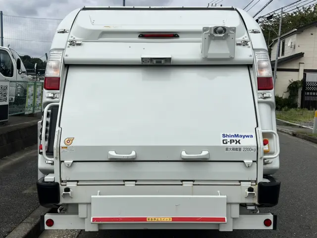 三菱 キャンター 2RG-FEAV0(2WD)の写真8