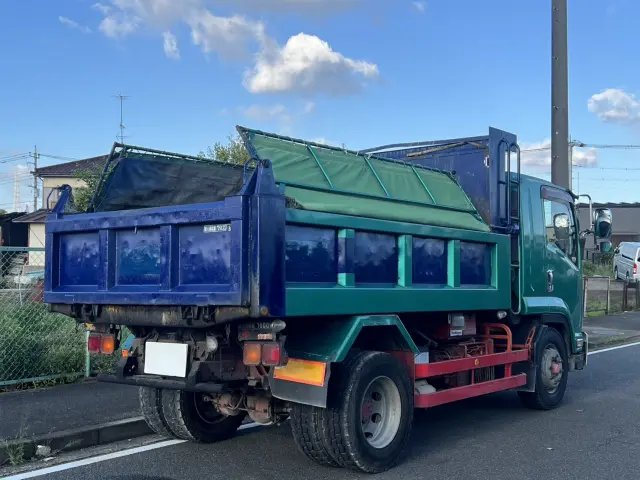 いすゞ フォワード LKG-FTR90S2(2WD)の写真3