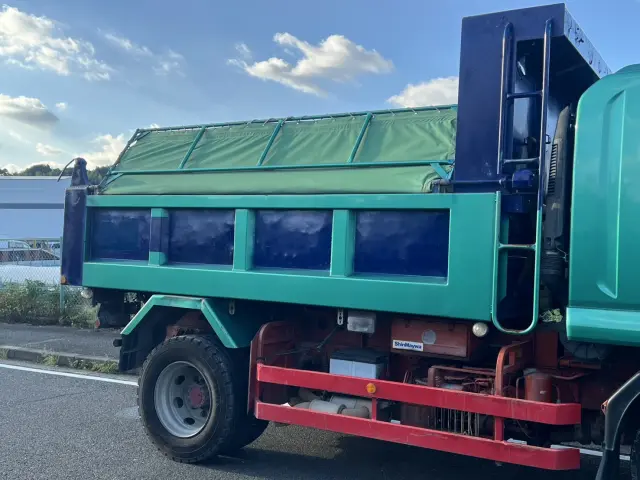 いすゞ フォワード LKG-FTR90S2(2WD)の写真6