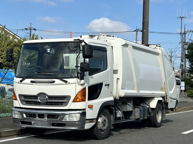 日野 レンジャー TKG-FC9JGAA(2WD)の写真1