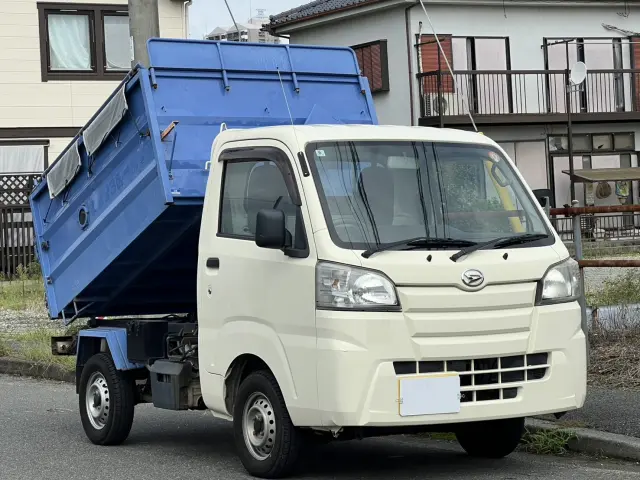 ダイハツ ハイゼットトラック EBD-S500P(2WD)の写真2