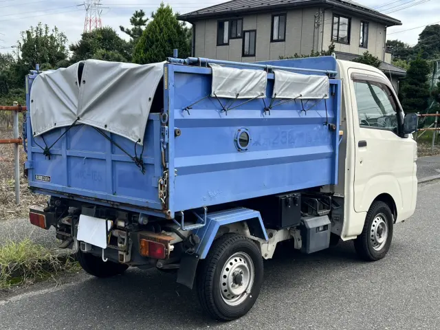 ダイハツ ハイゼットトラック EBD-S500P(2WD)の写真3
