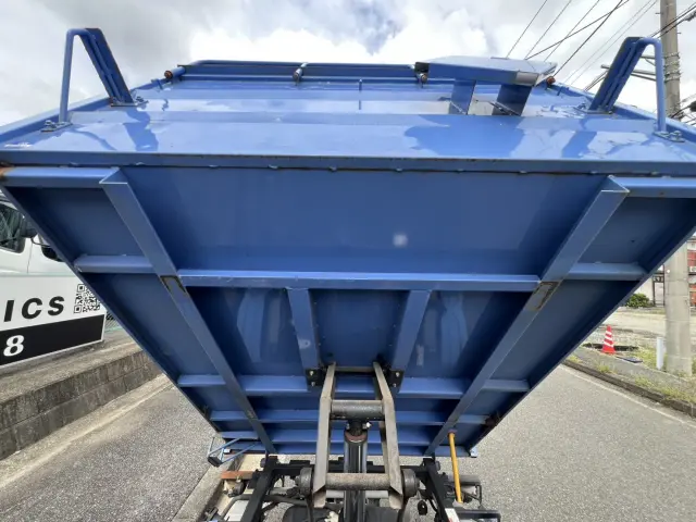 ダイハツ ハイゼットトラック EBD-S500P(2WD)の写真13