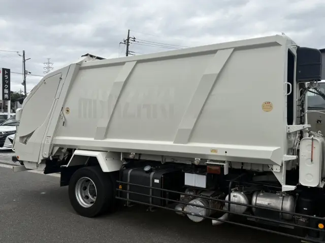 三菱 ファイター QKG-FK72FZ(2WD)の写真5