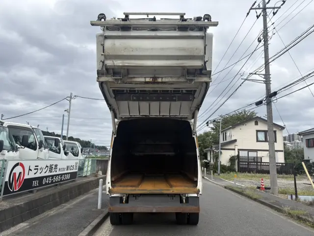 三菱 ファイター QKG-FK72FZ(2WD)の写真16