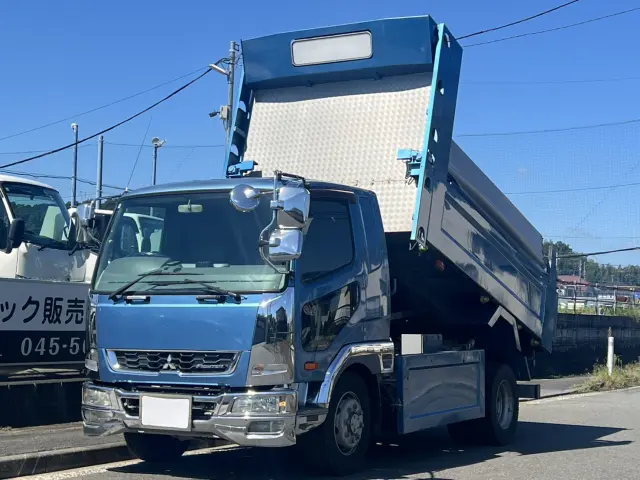 三菱 ファイター QKG-FK62FZ(2WD)の写真1