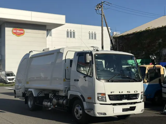 三菱 ファイター 2KG-FK72F(2WD)の写真2