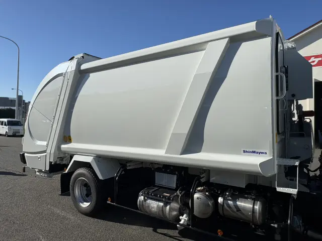 三菱 ファイター 2KG-FK72F(2WD)の写真6