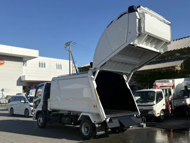 三菱 ファイター 2KG-FK72F(2WD)の写真16