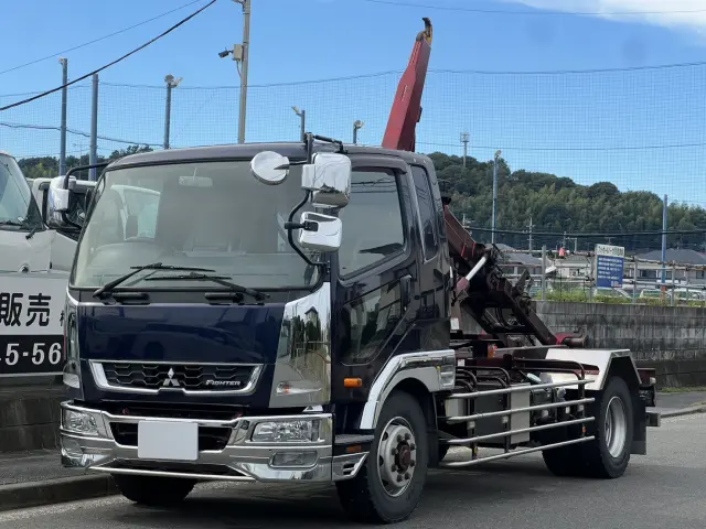 三菱 ファイター 2KG-FK62FZ(2WD)の写真1