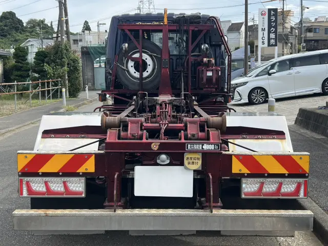 三菱 ファイター 2KG-FK62FZ(2WD)の写真8