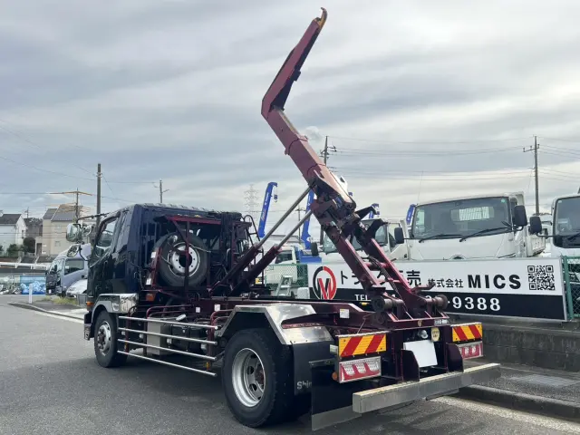 三菱 ファイター 2KG-FK62FZ(2WD)の写真9