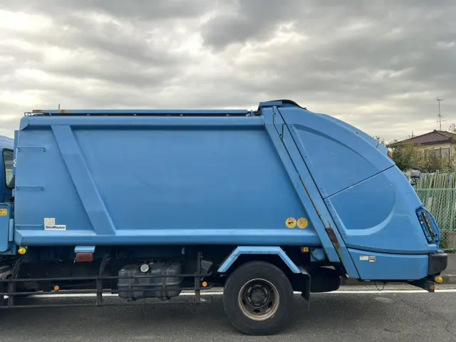 いすゞ フォワード SKG-FSR90S2(2WD)の写真7