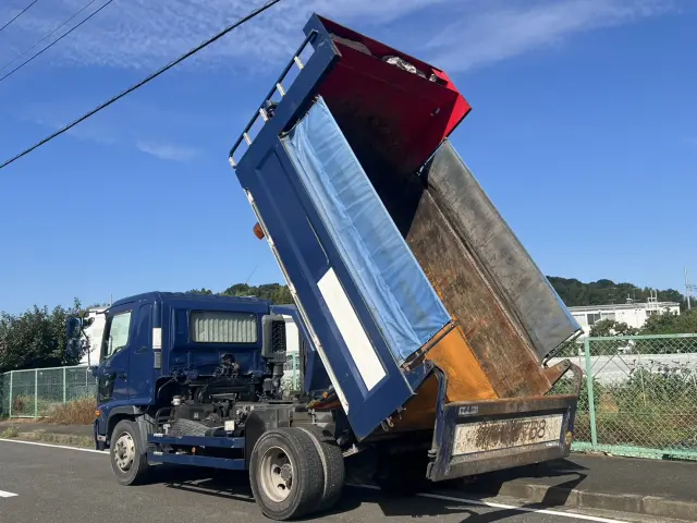 日野 レンジャー LKG-FE7JEAA(2WD)の写真9