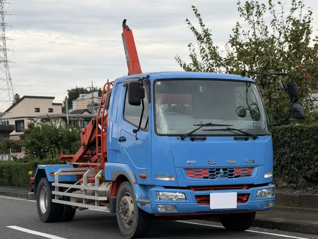 三菱 ファイター QKG-FK62FZ(2WD)の写真2