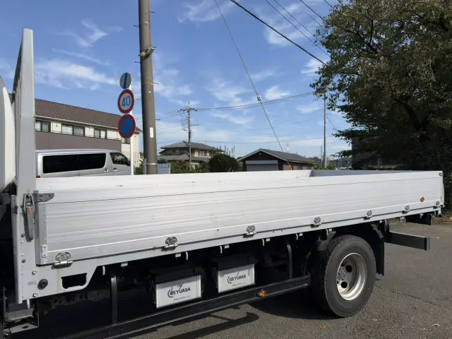 いすゞ エルフ 2RG-NPR88YN(2WD)の写真7