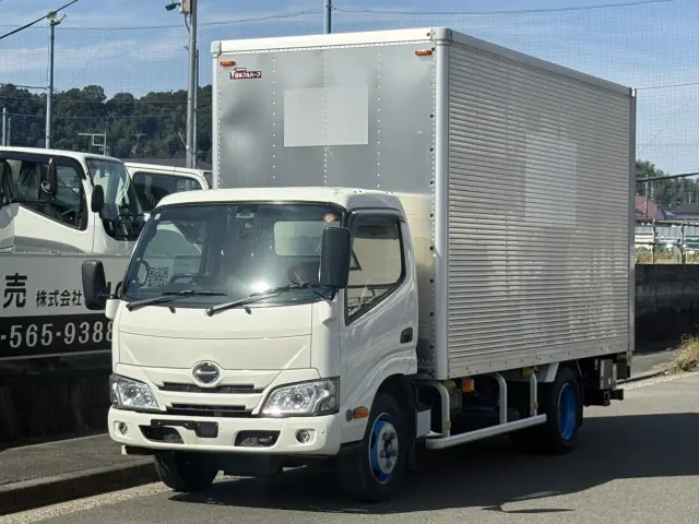 日野 デュトロ 2RG-XZU655M(2WD)の写真1