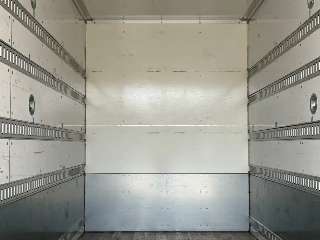 日野 デュトロ 2RG-XZU655M(2WD)の写真12