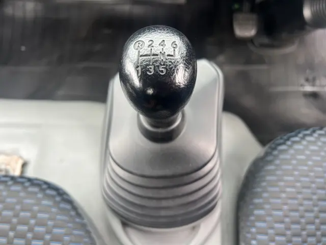 日野 デュトロ 2RG-XZU655M(2WD)の写真20