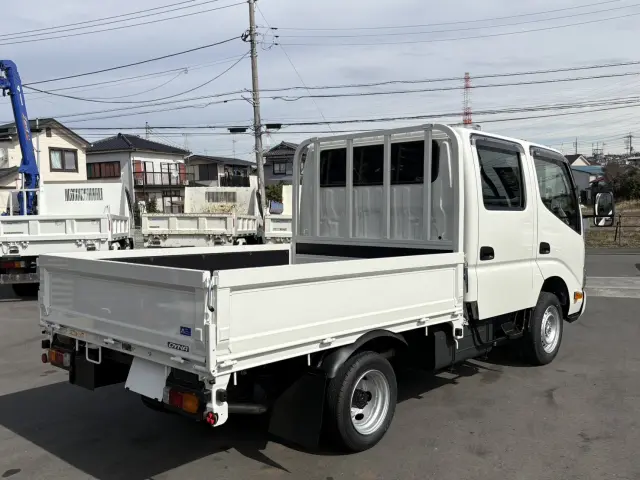 トヨタ ダイナ 3BF-TRY230(2WD)の写真3